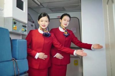 浙江廣廈建設職業技術大學空中乘務專業斬獲金華市禮儀大賽金獎，彰顯專業禮儀服務風采
